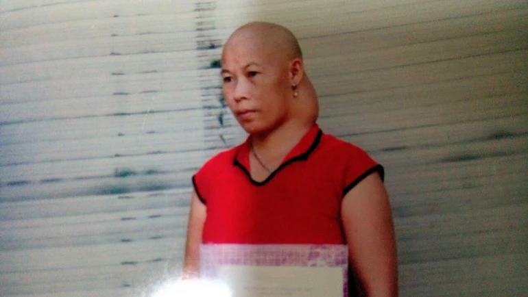 Giúp đỡ chị Thuyên và em gái bị ung thư